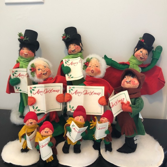 Annalee Christmas Carolers
